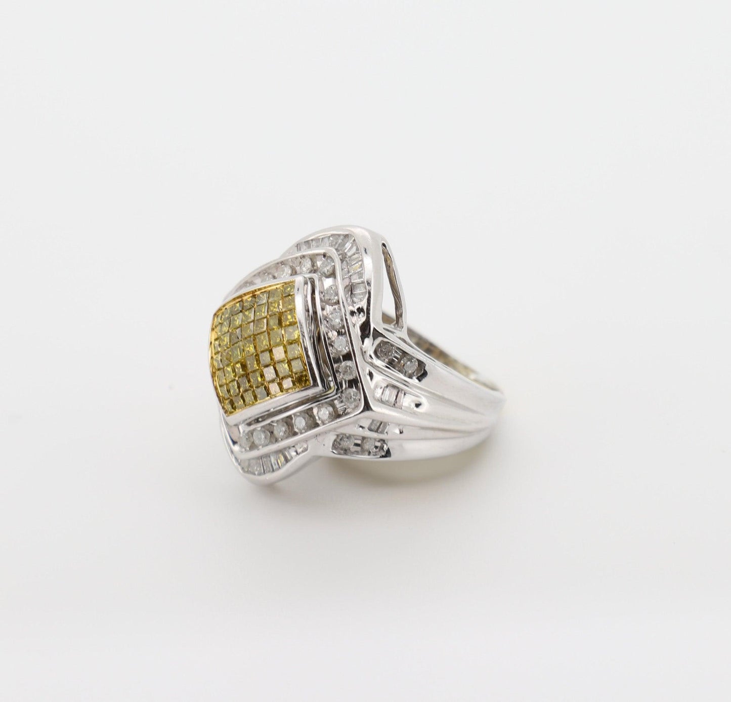 14K White Gold 2 Carat Diamond Ring