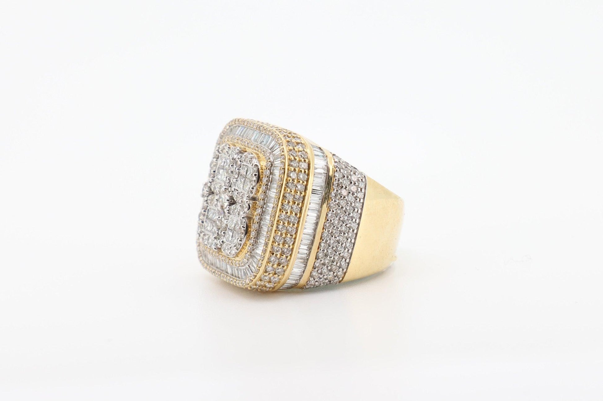 10K Gold 5.8 Carat VS Diamond Ring
