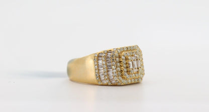 14K Gold 2.39 Carat Baguette & Round Cut Diamond Ring