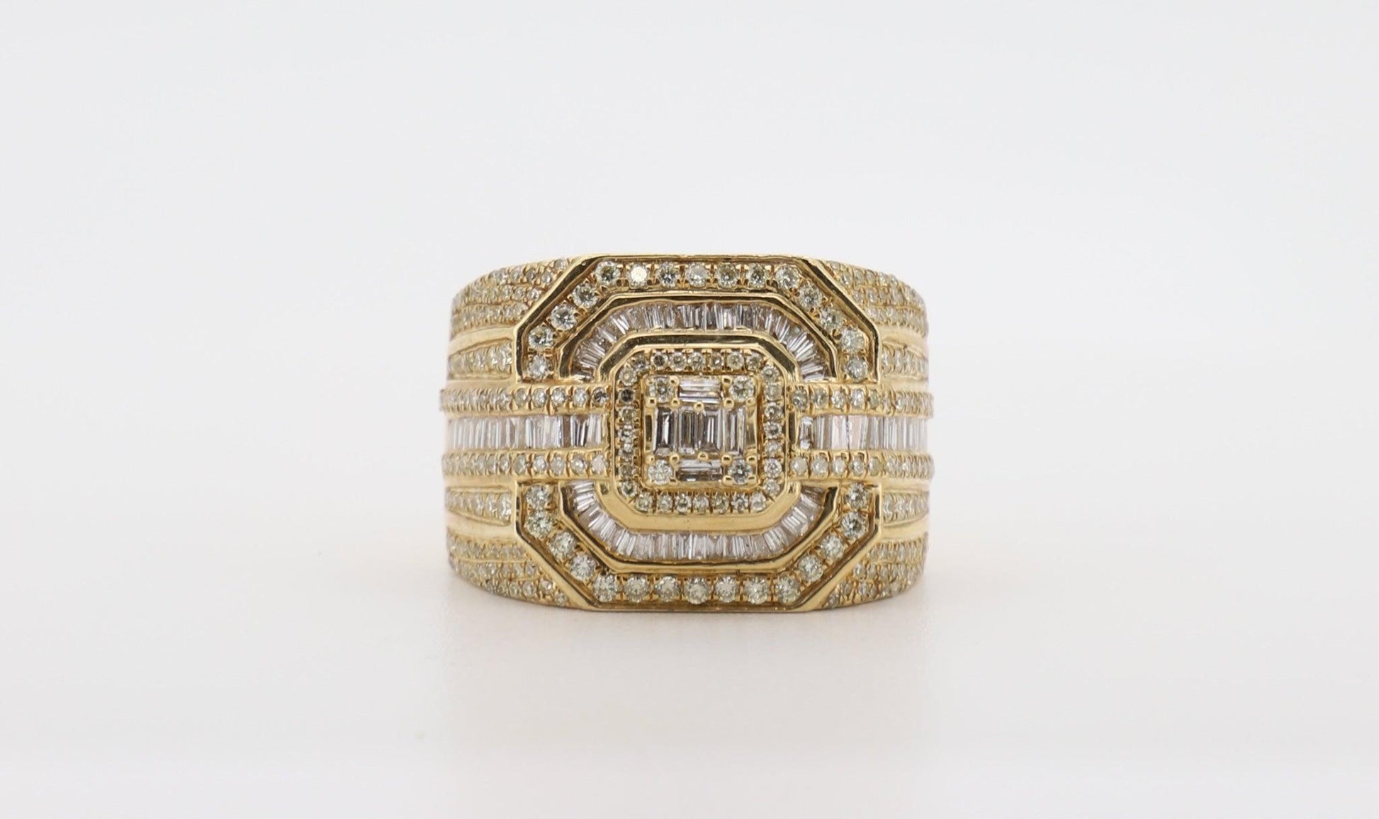 14K Gold 4.5 Carat Baguette & Round Cut Diamond Ring
