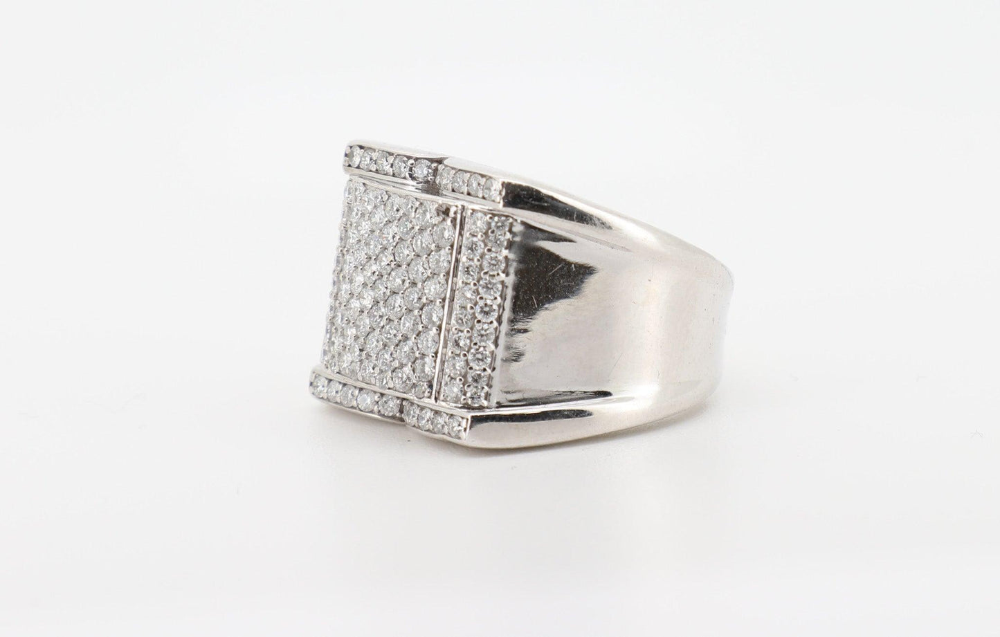 14K White Gold 2 Carat  Round Cut Diamond Ring