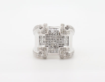 14K White Gold 3.5 Carat Princess & Round Cut Diamond Ring