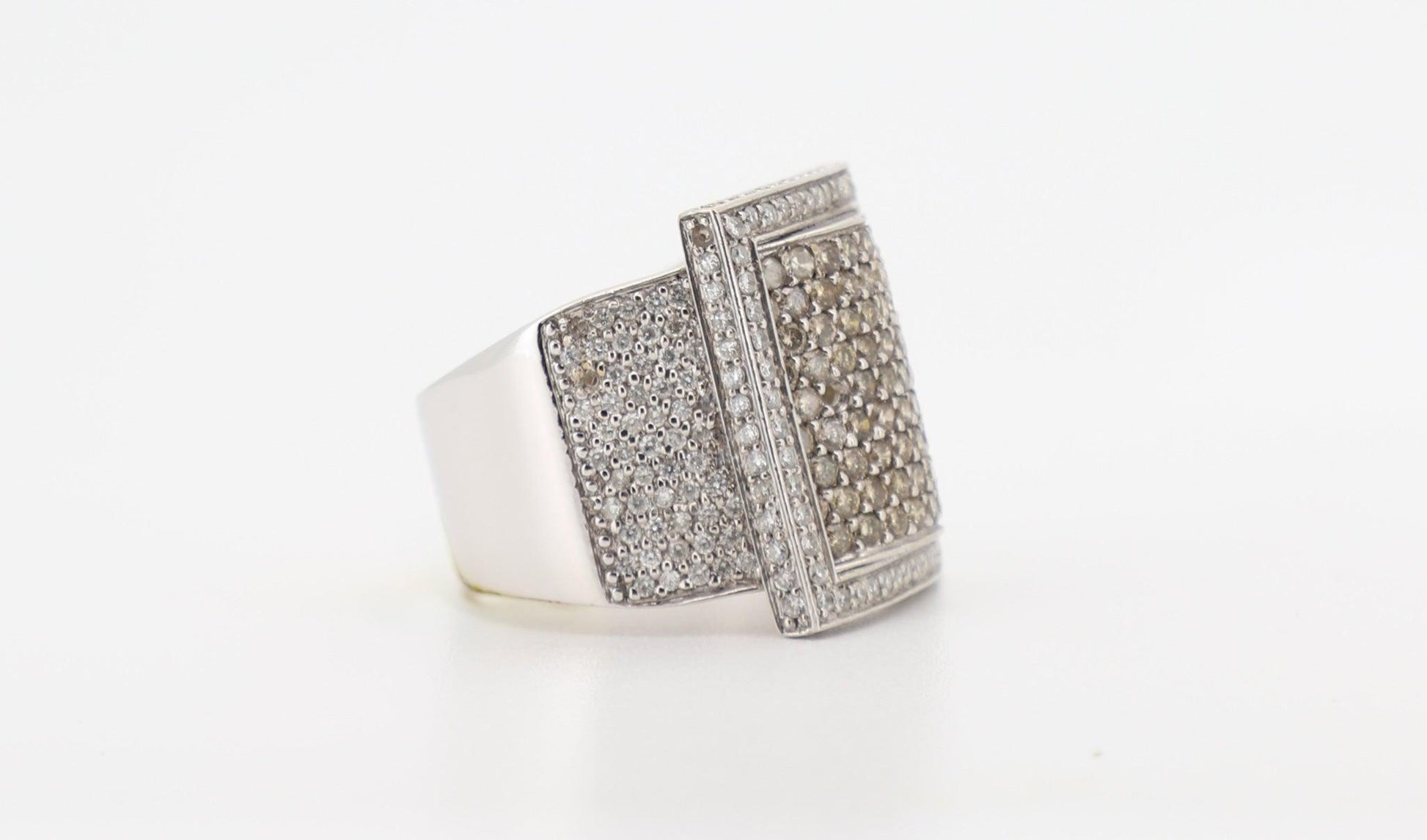 14K White Gold 3.5 Carat SI Clarity Diamond Ring