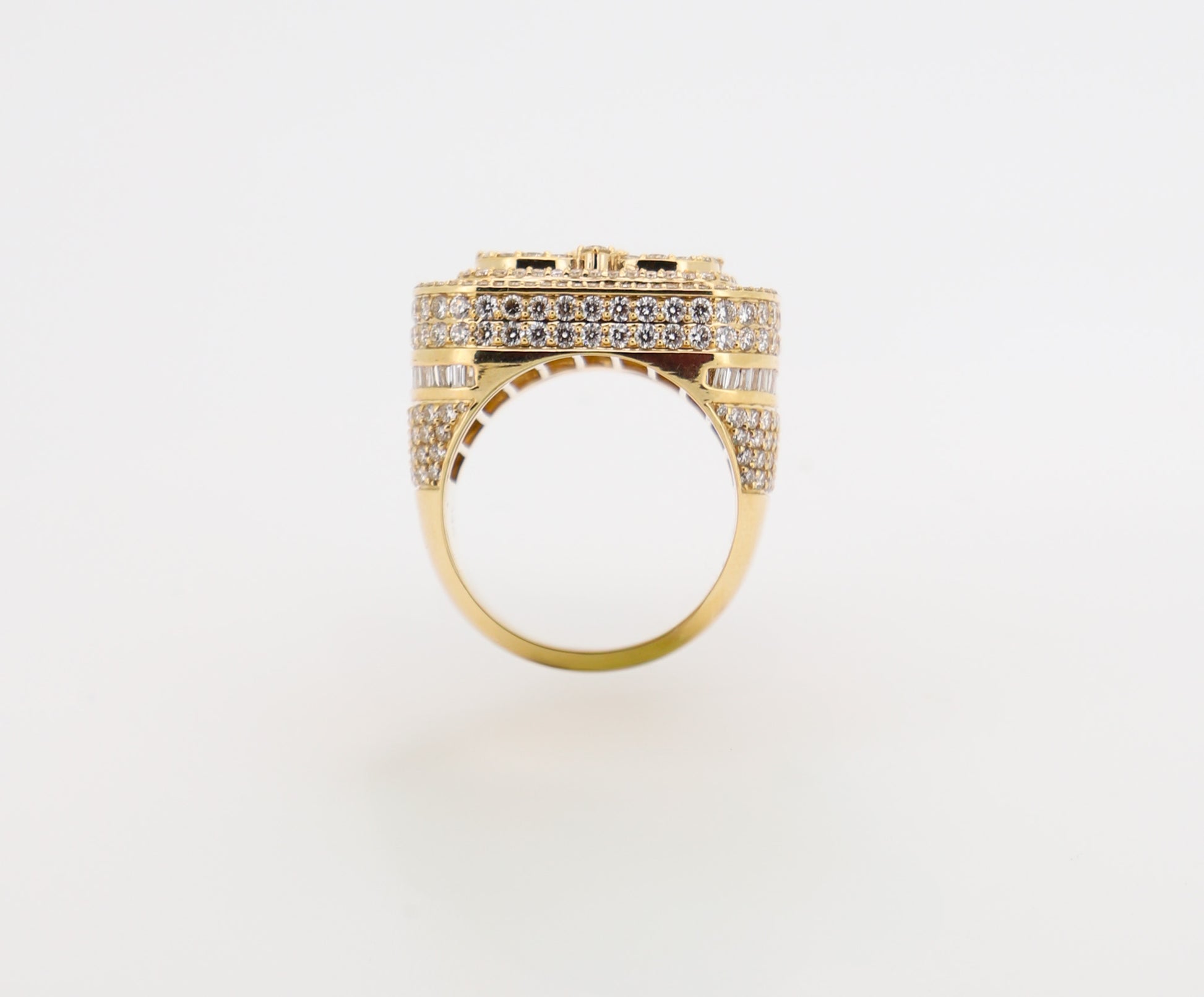 14K Gold Men’s Ring with Round, Baguette, and Princess-Cut Diamonds