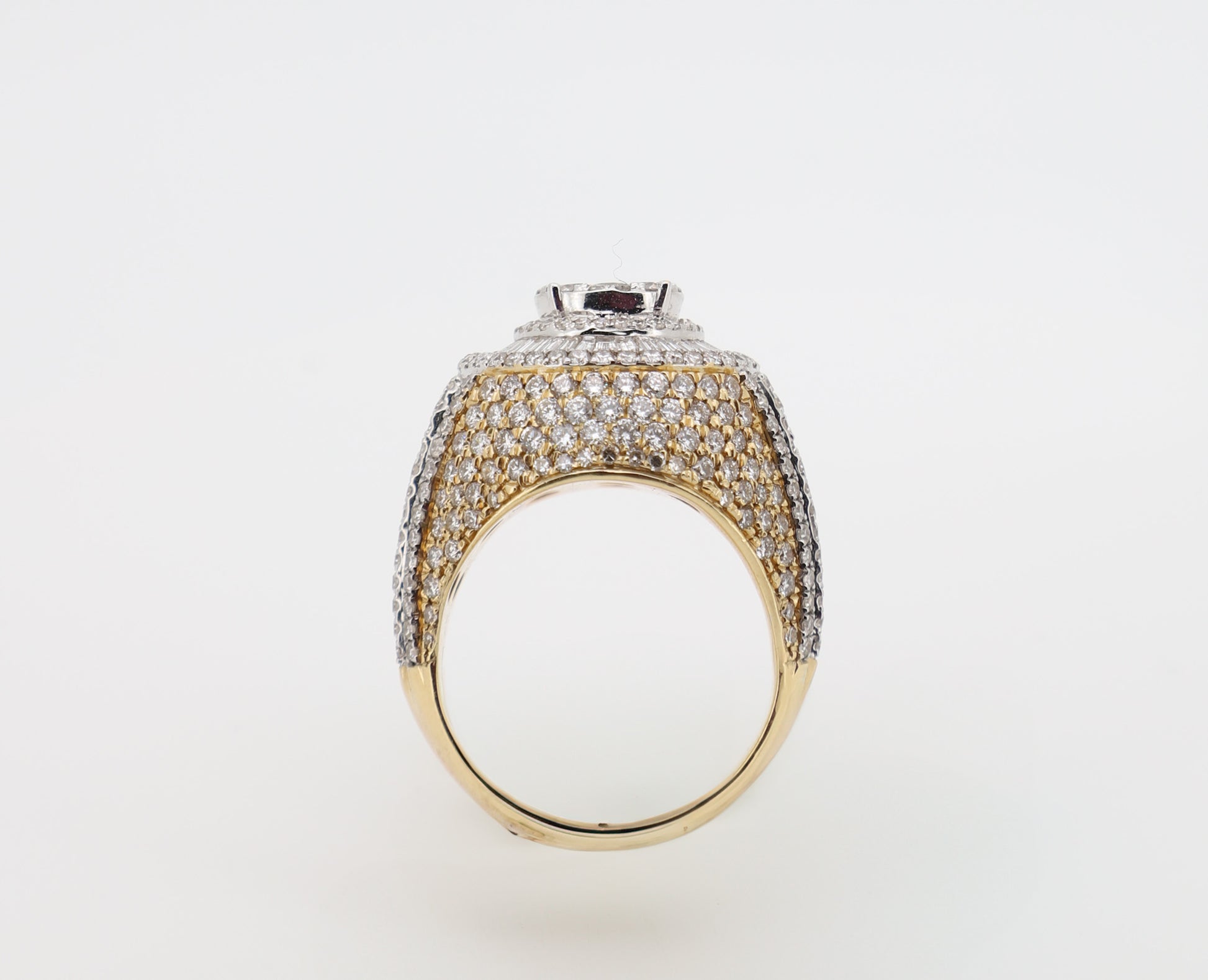 14K Gold Men’s Ring with Round and Baguette-Cut Diamonds
