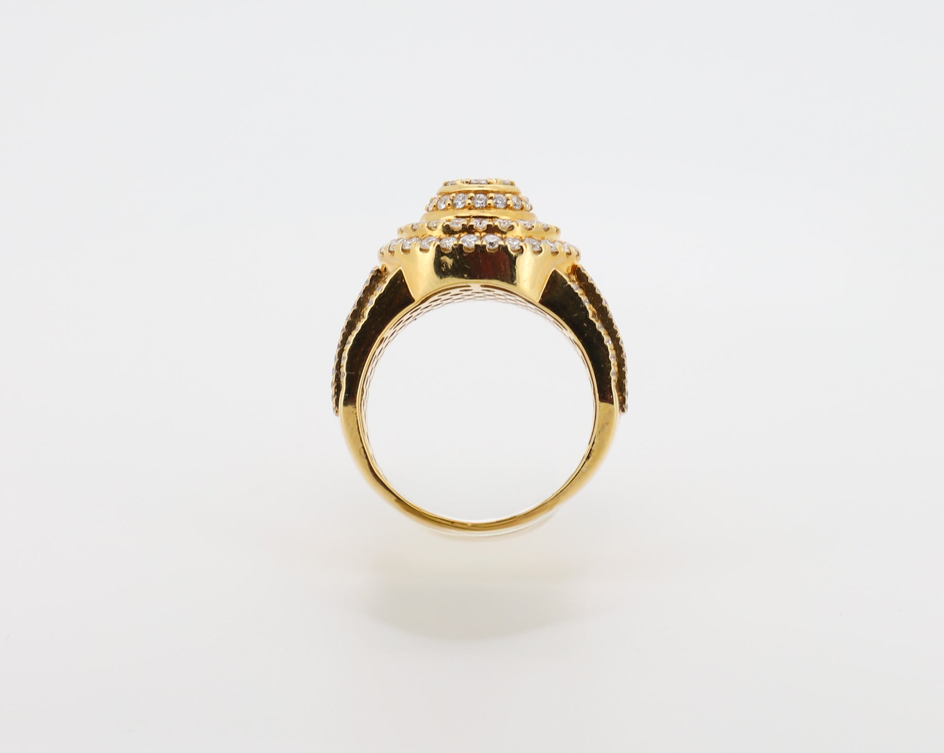 14K Gold Men’s Ring with Round and Baguette-Cut Diamonds