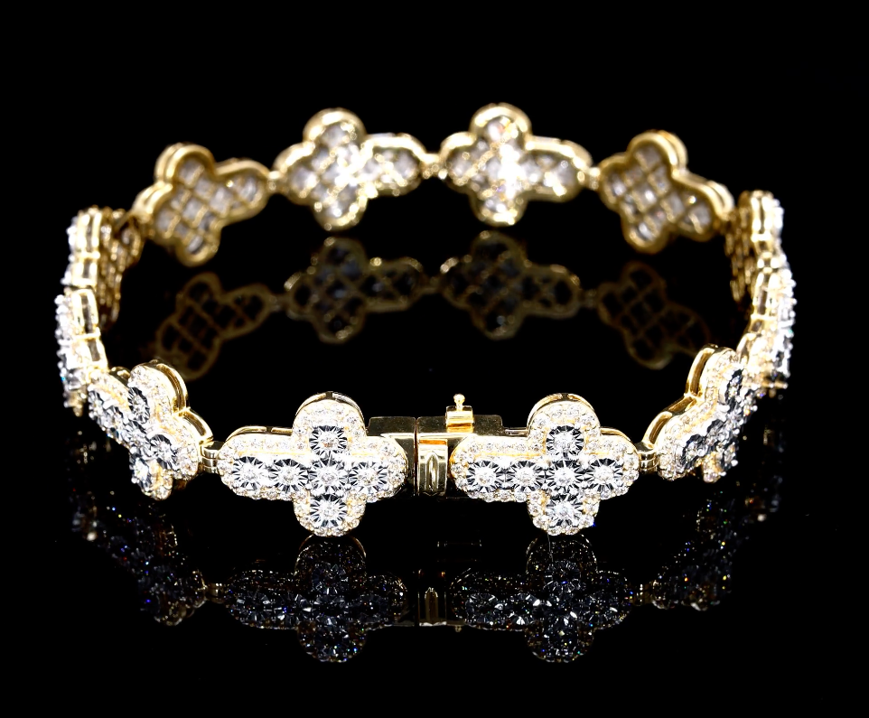Grand Diamond Clover Link Bracelet